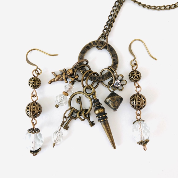 Crystal & Brass Filigree Earrings, Handmade, Antique Brass, Victorian, Baroque - Picture 6 of 7